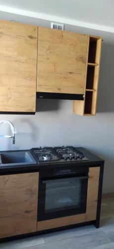 296fd04c-f443-424e-b2cb-acfc98384071