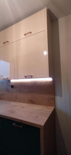 2e0190b2-b5de-433f-a595-12af5eece396