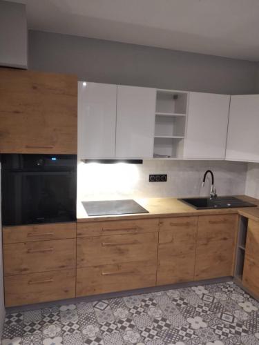 3210496f-6d87-4d04-9ad4-571ee30a9bb7