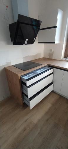 35a662d2-b373-49be-9973-9a27802c7d20