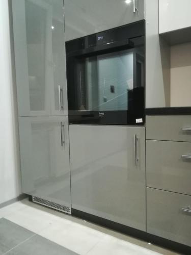 48194727_376063469622676_1470228444280258560_n