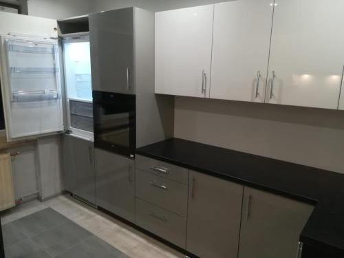 48211169_296561510987914_7444862389234696192_n