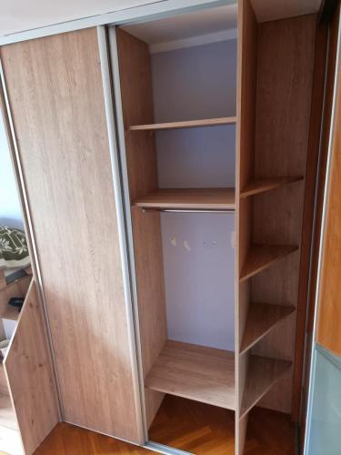 5abe9b69-4f8d-471d-93f9-687ec0b5697d