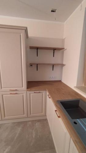 7ac8b6ee-b358-417e-9477-191a5811bbde