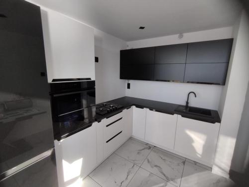 83ae4aef-2e91-46ab-91c9-8065ffcf4b85