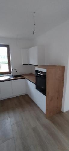 b82515b2-6385-419e-9fb1-991988310e3b